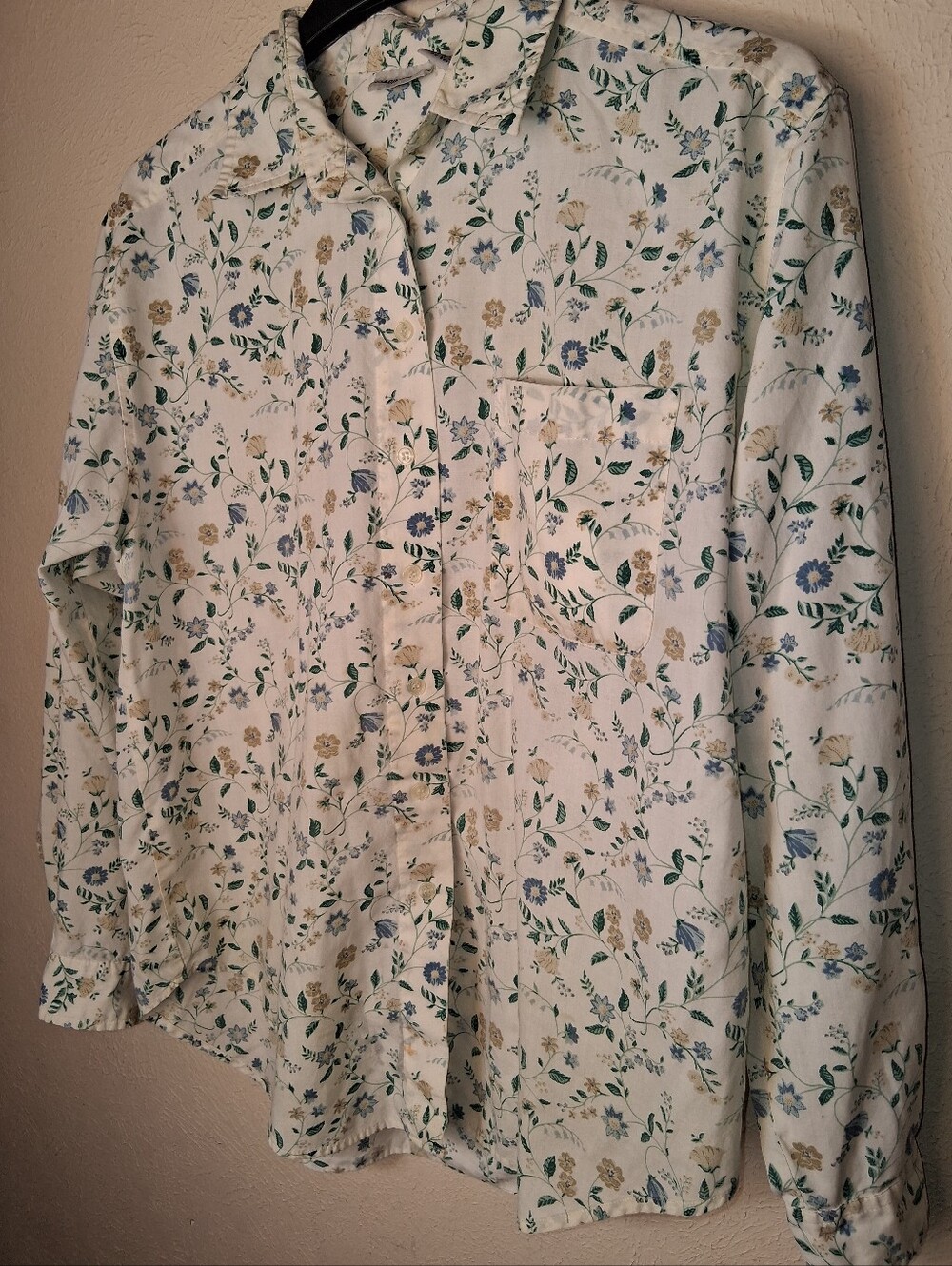 Cabin Creek Women's Floral Button-Down Shirt - White with Green & Blue Print